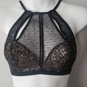 2 NWT Victoria's Secret bralettes
